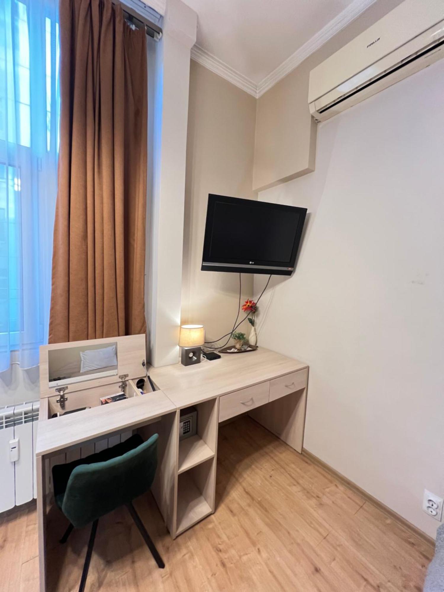 Budapest Central Cozy Studio W Working Space And Wifi Sofia Eksteriør billede